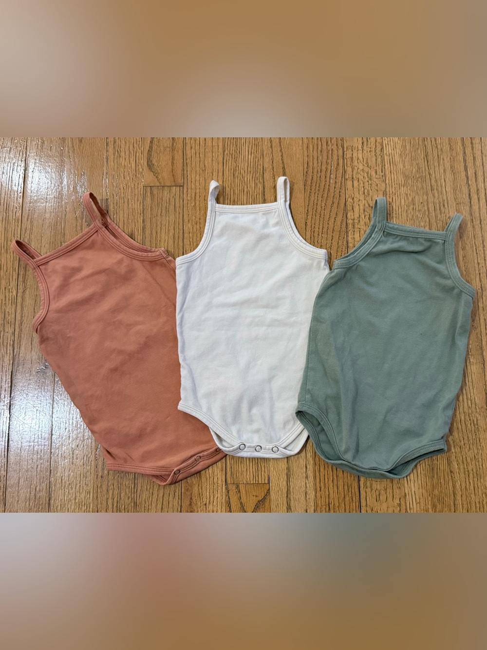 ARQ Tank Bodysuit Bundle 12/18 months EUC